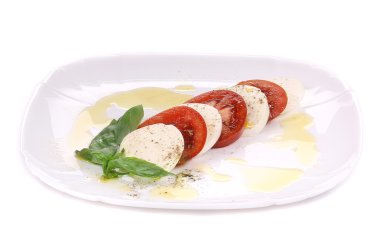Caprese salatası.