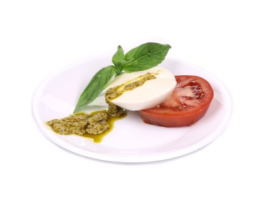 Caprese salatası.