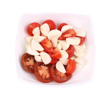 Caprese salatası yakın çekim.