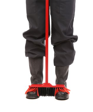 bacakları ve kırmızı paspas.