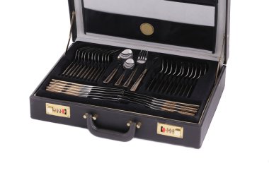 Sofra takımı durumda.