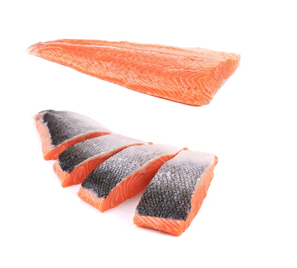 Fresh uncooked red fish fillet and slices. — Stock Photo, Image