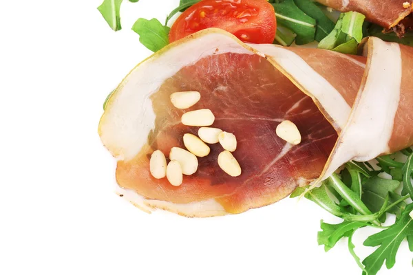 Salade met rucola en prosciutto. — Stockfoto