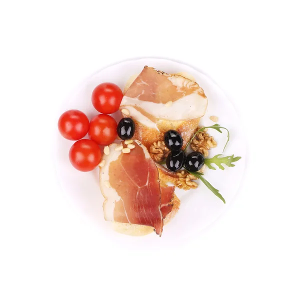 Insalata con rucola e prosciutto . — Foto Stock