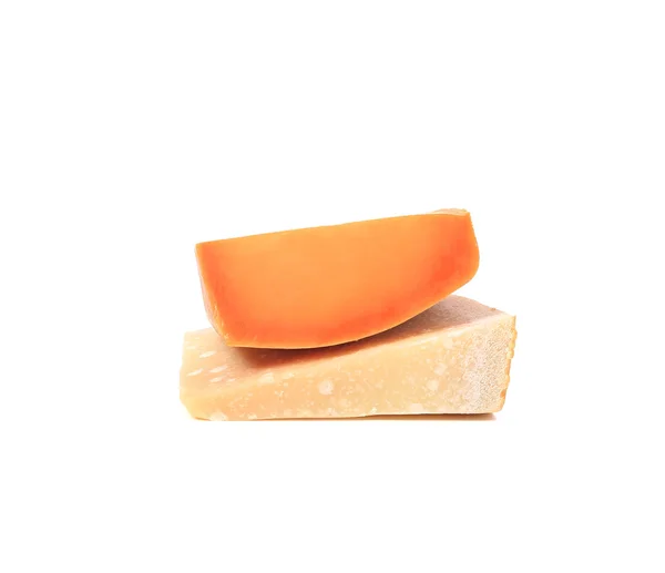 Close-up van twee soorten kaas. — Stockfoto