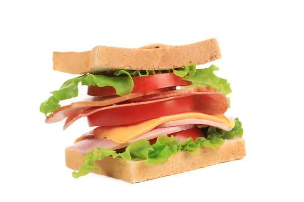 Sanduíche com bacon e legumes . — Fotografia de Stock