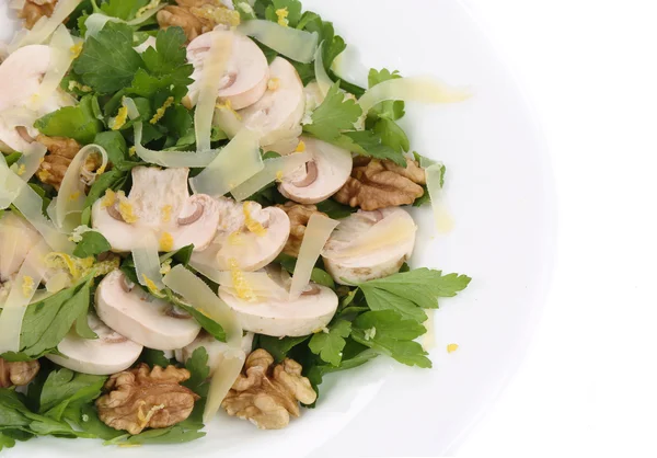 Mushroom Salade met walnoten en peterselie. — Stockfoto