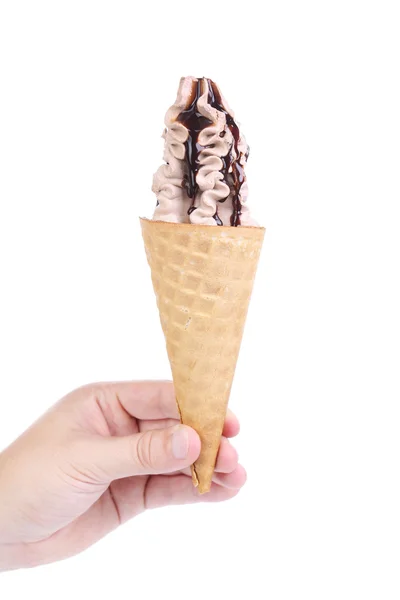 Hand hält Eis. — Stockfoto