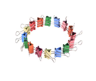 renkli ataç çember içine tanzimi.