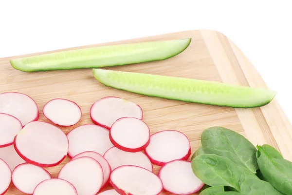 Radish cucumber and tomato on platter. — Stock Photo, Image