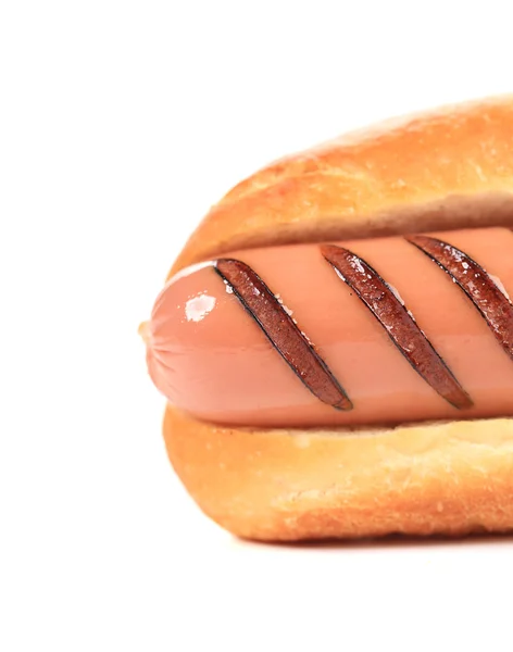 Close-up van gegrilde hotdog. — Stockfoto