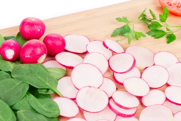 Radish cucumber and tomato on platter. — Stock Photo, Image