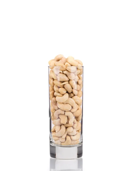 Vol glas met cashewnoten. — Stockfoto