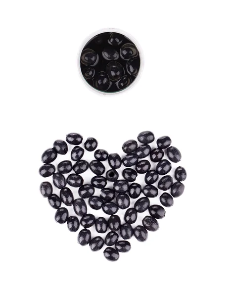 Herzform schwarzer Oliven. — Stockfoto