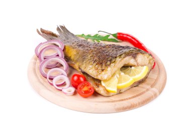 Sebzeli ızgara balık.