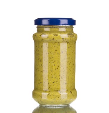 İtalyan sosu pesto.
