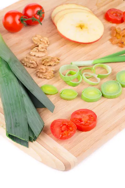 Vegetables on wooden platter — Stock Photo, Image