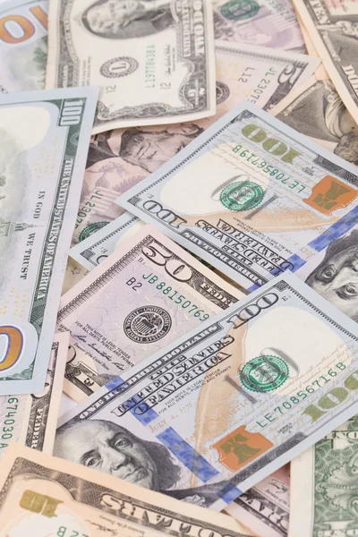 Různé dolarové bankovky. — Stock fotografie
