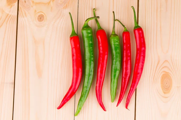 Red and green chili pepper. — Stock Photo, Image