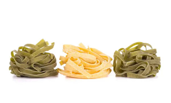 Tagliatelle se špenátem. — Stock fotografie