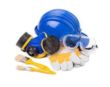 kask ve koruyucu gözlük.