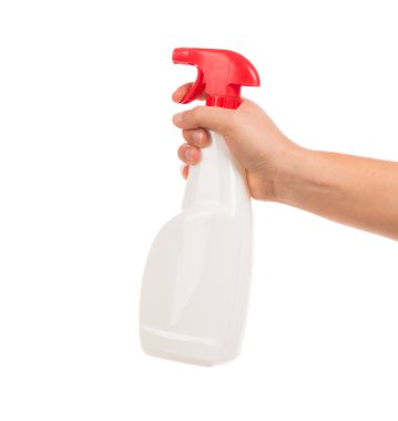 Beyaz plastik sprey şişe tutan el.