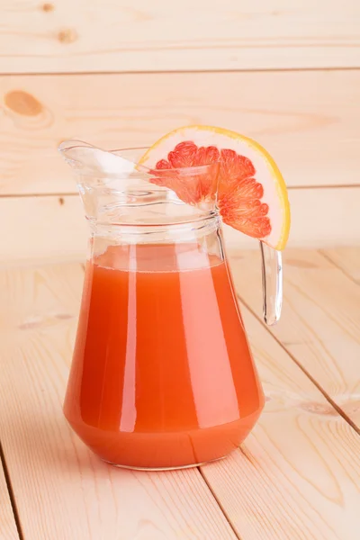 Pitcher with juice. — Stock Photo, Image