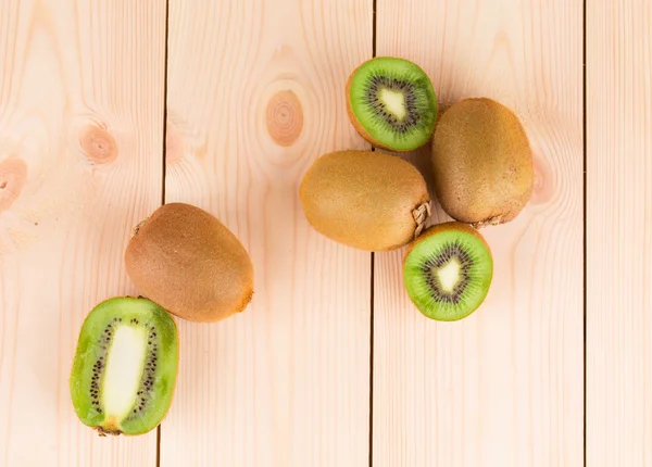 Kiwi em fatias . — Fotografia de Stock