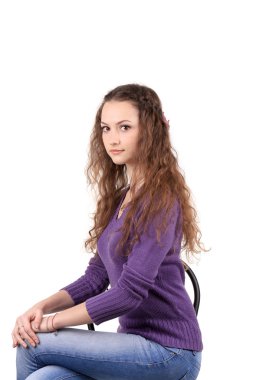 güzel bir kadın uzaklarda aramaya