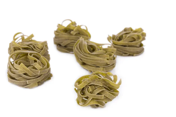 Tagliatelle with spinach. — Stock Photo, Image