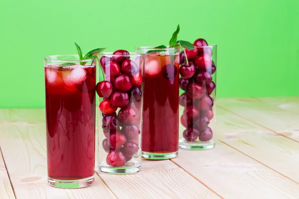 Körsbär smoothie — Stockfoto