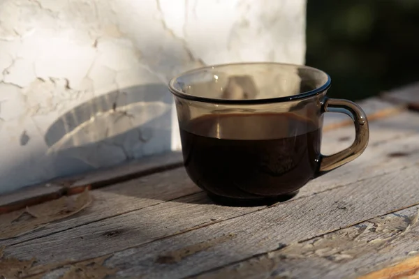 Tazza Caffè Una Tavola Legno Questa Composizione Stata Fotografata Luce — Foto Stock