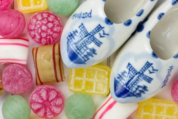 eski Hollanda geleneksel şeker ve minyatür tahta ayakkabı