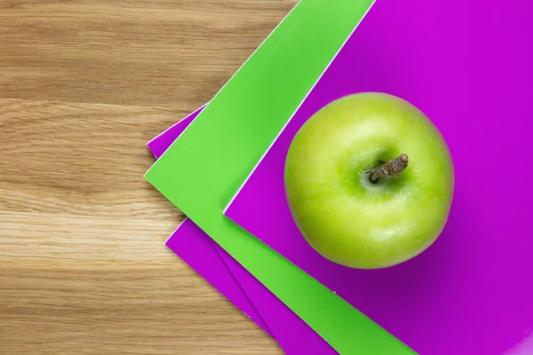 mor ve yeşil egzersiz-kitaplar