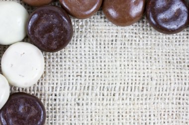 çuval bezi yüzeyi çikolata kruidnoten detay