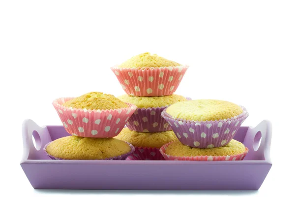 Cupcake su un piatto di portata — Foto Stock