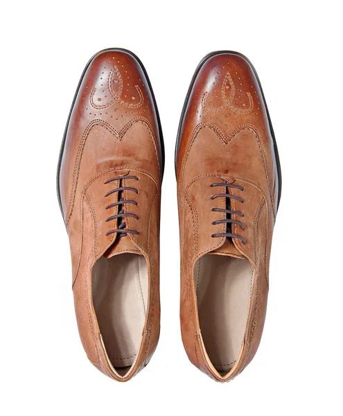 Hombres zapatos de cuero marrón aislados en un blanco — Foto de Stock