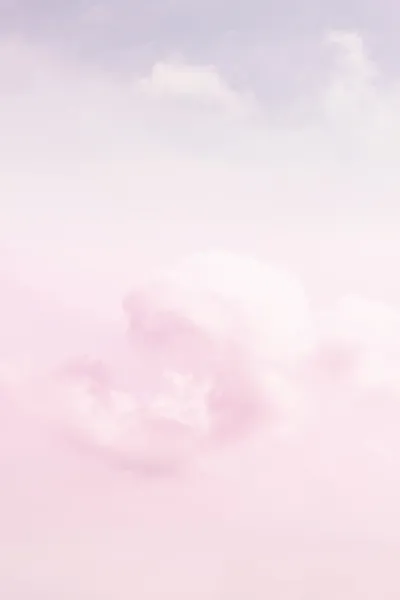 Fragmento de nube rosa y cielo — Foto de Stock