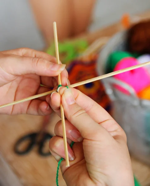 Knitting class mandalas. Shallow depth of field — Stock Photo, Image