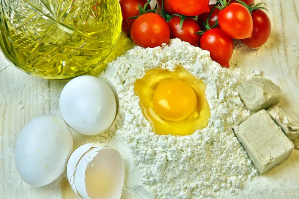 Ingredients for preparation of homemade egg pasta — Stock Photo, Image