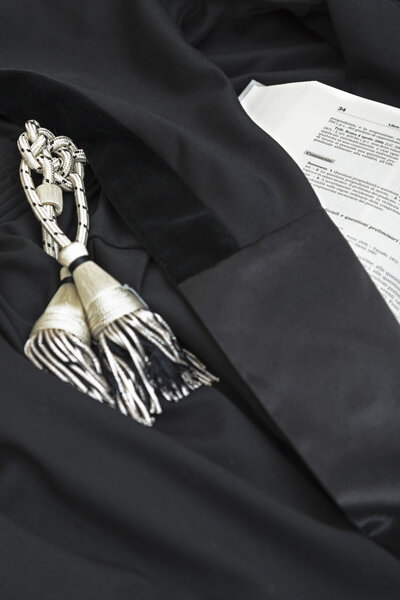 Юрист в мантии
