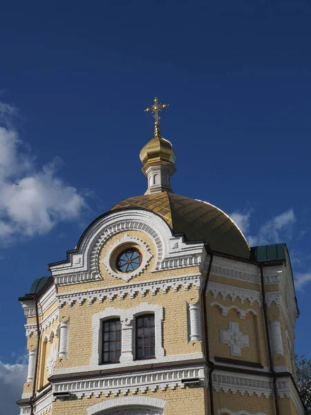 Cúpula Iglesia Cristiana Ortodoxa —  Fotos de Stock