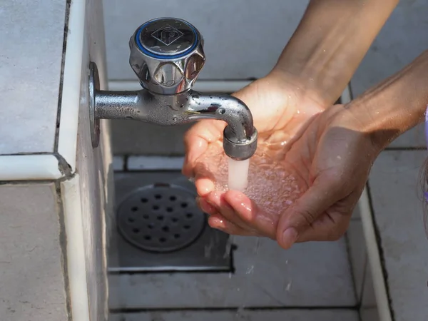 Close Small Water Faucet Washing Hands Campsite Seashore — Stockfoto