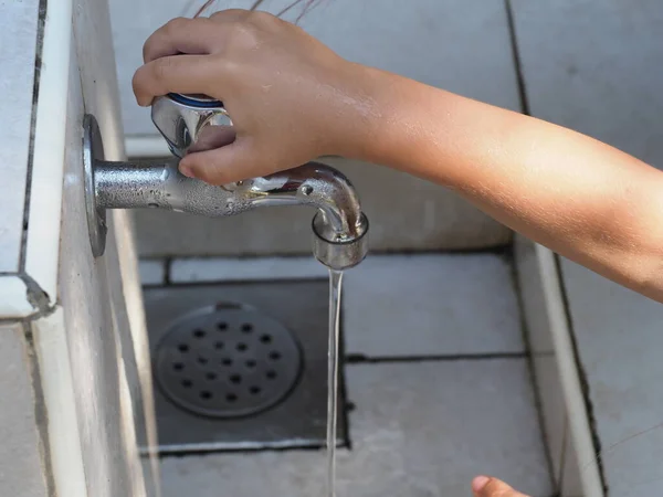 Close Small Water Faucet Washing Hands Campsite Seashore — Stockfoto