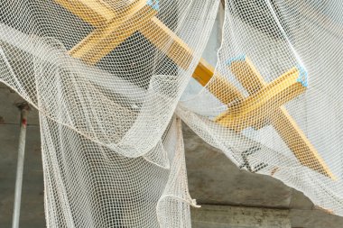 İnşaatta kullanılan koruyucu yapı ağı