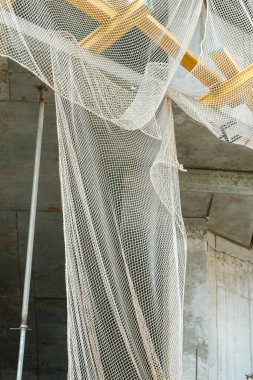 İnşaatta kullanılan koruyucu yapı ağı