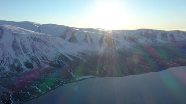 Panorama Delle Montagne Costiere Della Penisola Chukotski Coperte Neve Con — Video Stock