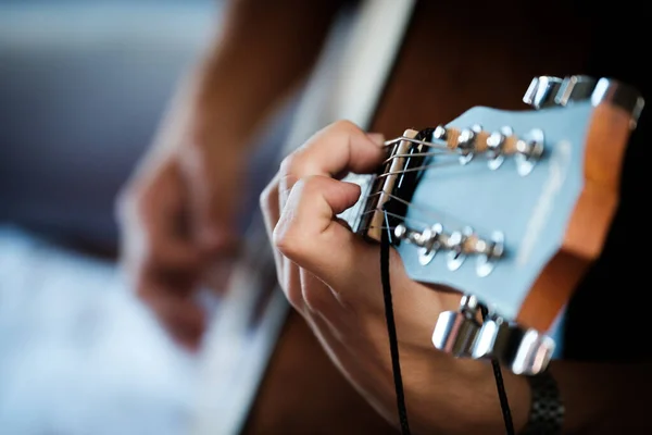 3,799 Hands Playing Guitar Stock Photos, High-Res Pictures, and Images -  Getty Images