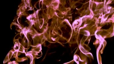 Duman yavaş çekimde ve yakın çekimde çekildi..