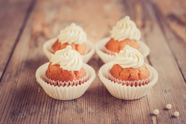 Frische Cupcakes — Stockfoto